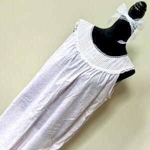 Vintage Floral Nightgown
